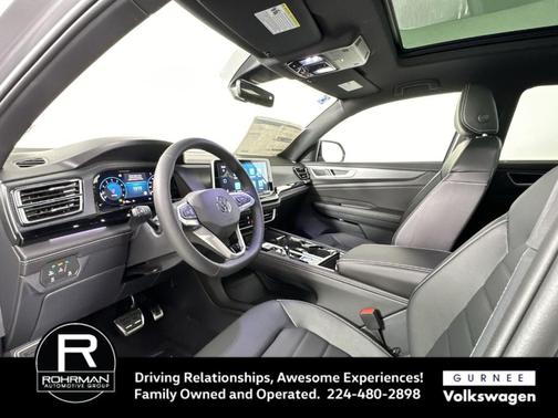 2025 Volkswagen Atlas Cross Sport 2.0T SEL R-Line Black