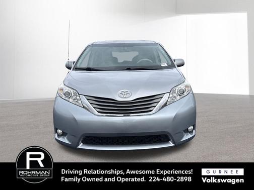 2014 Toyota Sienna XLE