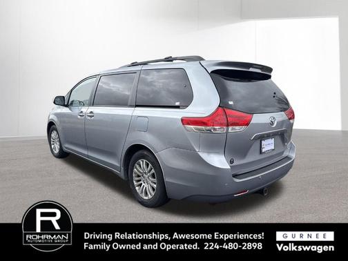 2014 Toyota Sienna XLE