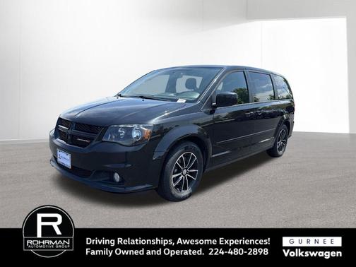 Brilliant Black Crystal Pearlcoat 2017 Dodge Grand Caravan SXT