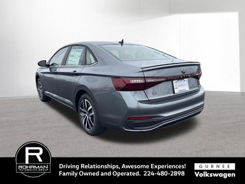 Platinum Gray Metallic 2026 Volkswagen Jetta 1.5T SE
