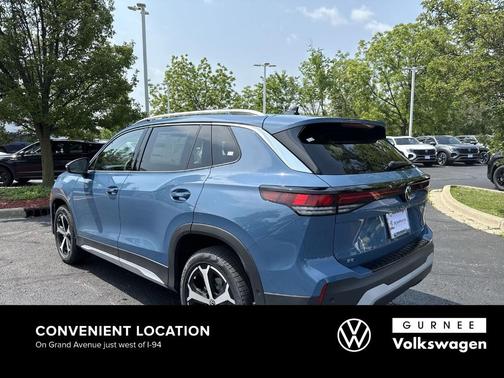 2025 Volkswagen Tiguan 2.0T SE