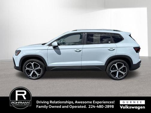 Alpine Grey 2025 Volkswagen Taos 1.5T SEL
