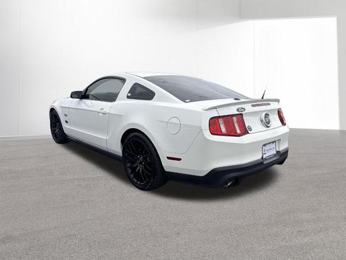 Performance White 2012 Ford Mustang GT Premium
