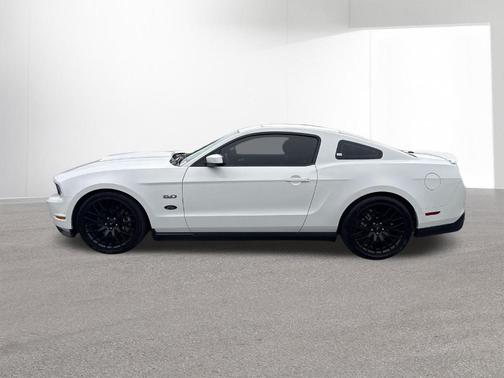 Performance White 2012 Ford Mustang GT Premium