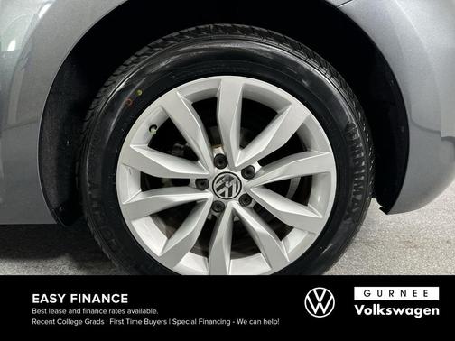 2017 Volkswagen Beetle 1.8T Classic
