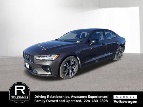 2024 Volvo S60 B5 Core Dark Theme