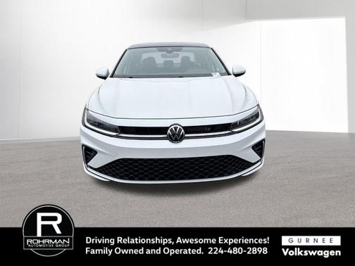 Opal White Pearl 2026 Volkswagen Jetta 1.5T SE