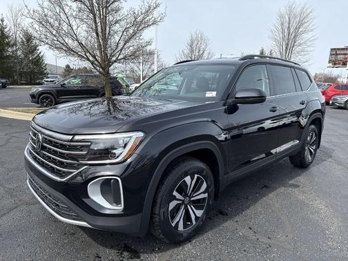 2025 Volkswagen Atlas 2.0T SE