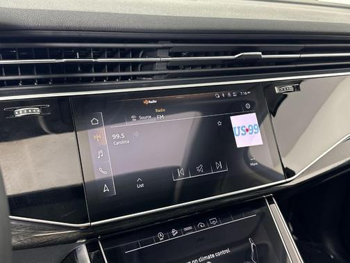 2022 Audi Q7 55 Premium