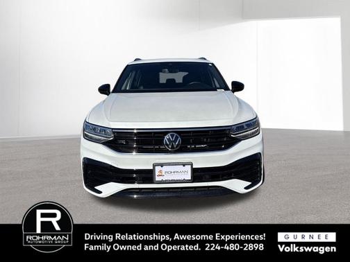 2023 Volkswagen Tiguan 2.0T SE R-Line Black