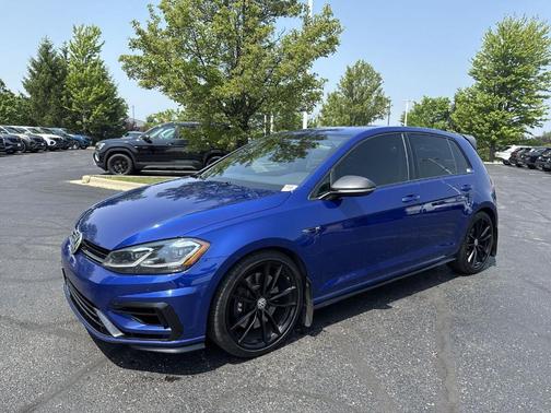 2019 Volkswagen Golf R 2.0T w/DCC & Navigation