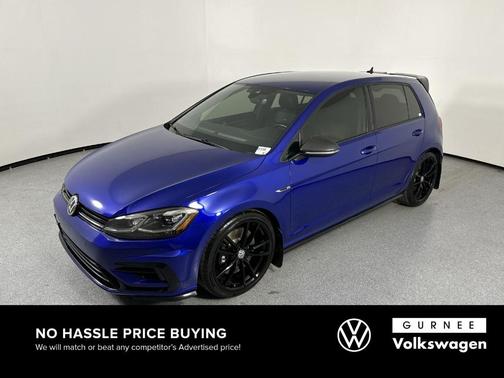 2019 Volkswagen Golf R 2.0T w/DCC & Navigation