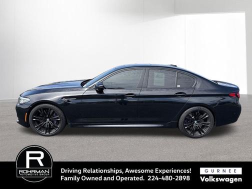 Black Sapphire Metallic 2021 BMW M5 Base