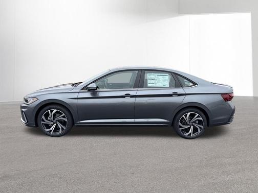 Platinum Gray Metallic 2026 Volkswagen Jetta 1.5T SEL