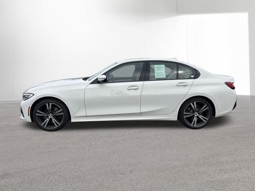 Alpine White 2022 BMW 330 330i xDrive