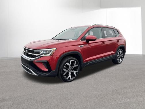 Kings Red 2023 Volkswagen Taos 1.5T SEL