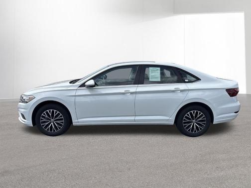 Pure White 2021 Volkswagen Jetta 1.4T SE
