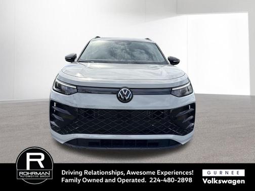 2025 Volkswagen Tiguan 2.0T SE R-Line Black