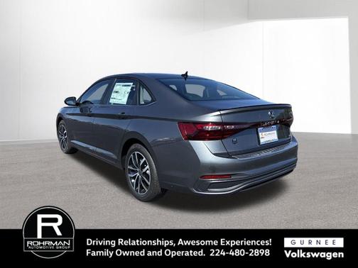 Platinum Gray Metallic 2026 Volkswagen Jetta 1.5T SE