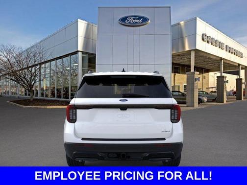 Star White 2026 Ford Explorer ST-Line