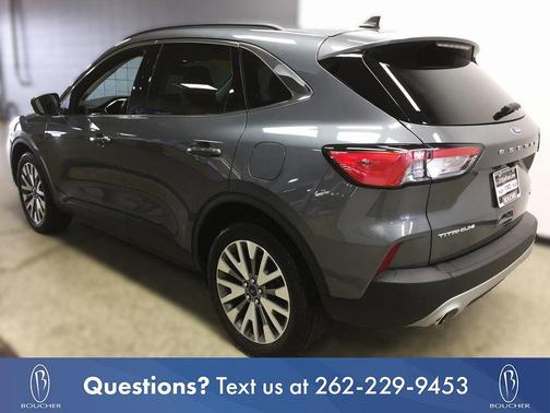 2022 Ford Escape Titanium Hybrid