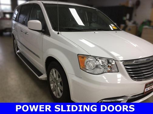 2015 Chrysler Town & Country Touring