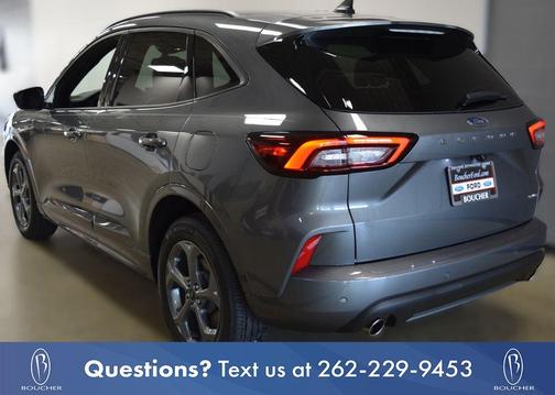 Carbonized Gray Metallic 2024 Ford Escape ST-Line