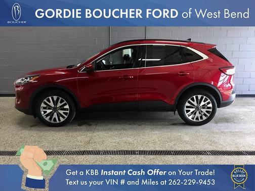 2022 Ford Escape Titanium