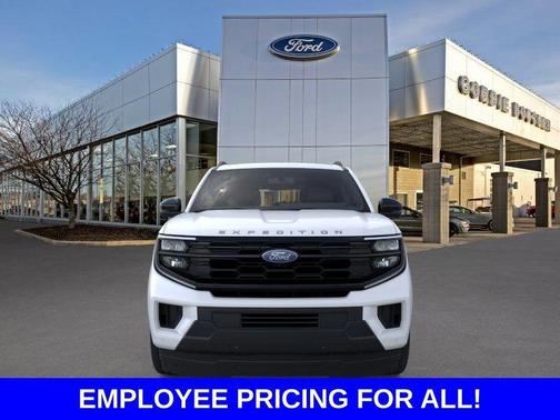 Star White 2026 Ford Expedition Active