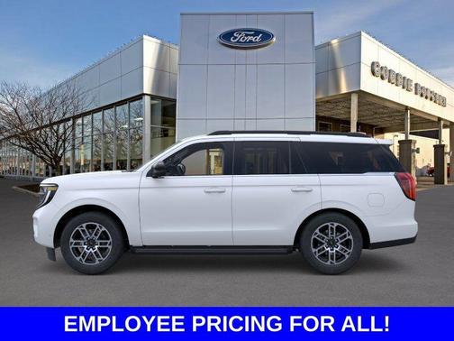 Star White 2026 Ford Expedition Active