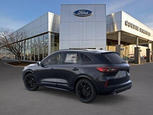 2025 Ford Escape ST-Line Elite