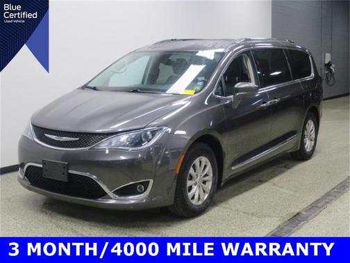 2019 Chrysler Pacifica Touring-L