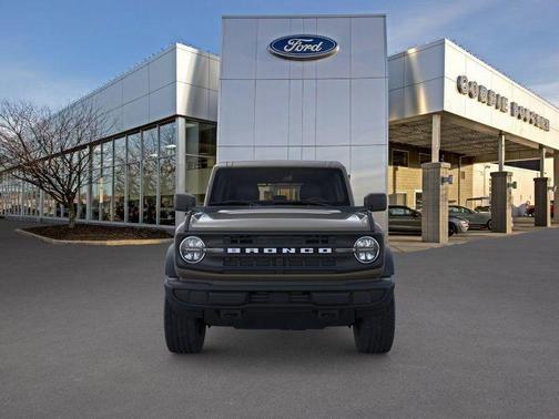 2025 Ford Bronco Base