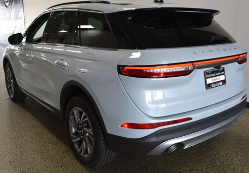 Crystal White 2026 Lincoln Corsair Premiere