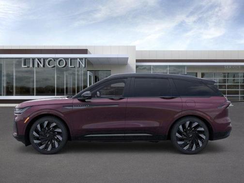 2025 Lincoln Nautilus Reserve