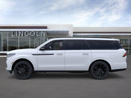 Star White 2026 Lincoln Navigator L Reserve