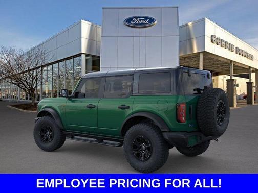 Eruption Green Metallic 2025 Ford Bronco Badlands