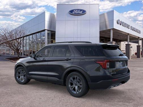 Agate Black Metallic 2026 Ford Explorer Active