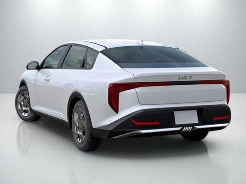 2026 Kia K4 LX