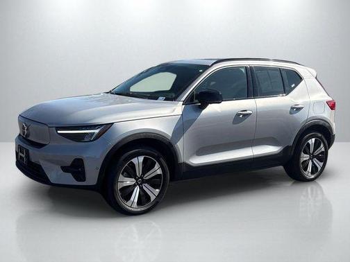 2023 Volvo XC40 Recharge Pure Electric Twin Plus