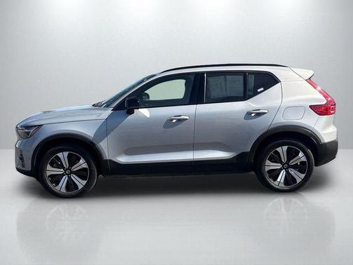 2023 Volvo XC40 Recharge Pure Electric Twin Plus