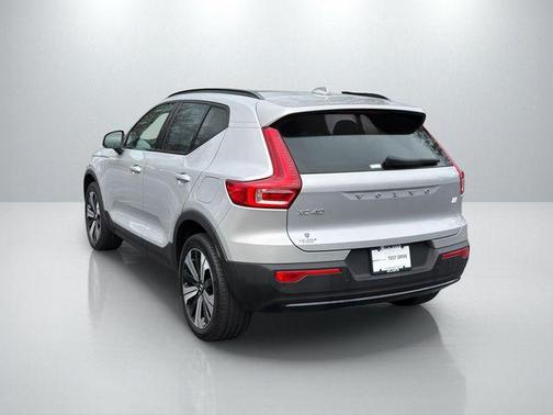 2023 Volvo XC40 Recharge Pure Electric Twin Plus