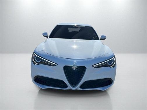 2023 Alfa Romeo Stelvio Sprint
