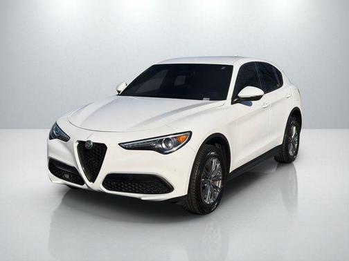 2023 Alfa Romeo Stelvio Sprint