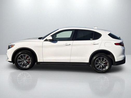 2023 Alfa Romeo Stelvio Sprint
