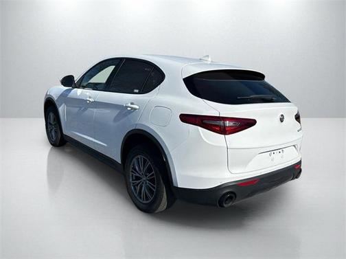 2023 Alfa Romeo Stelvio Sprint