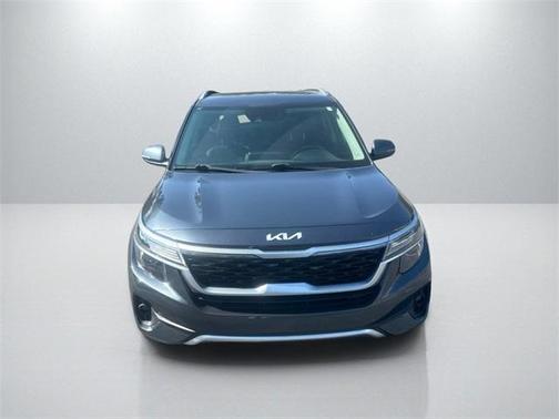 2022 Kia Seltos EX