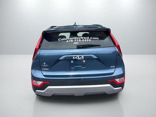 Mineral Blue 2025 Kia Niro EX