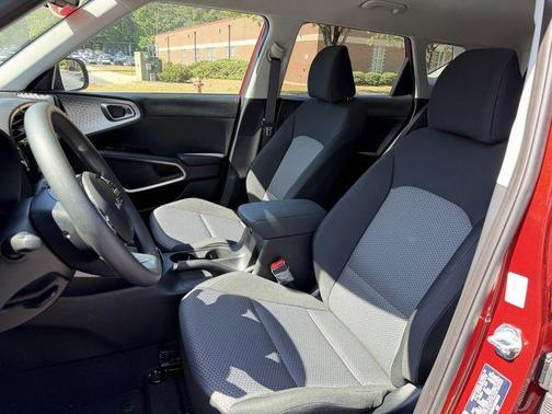 Mars Orange 2025 Kia Soul S